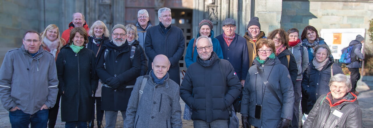 Teilnehmer einer Exkursion aus unterschiedlichsten Kirchenkreisen der Evangelischen Landeskirche haben sich mit der Frage beschäftigt, was in Zukunft aus kirchlichen Gebäuden wird, die nicht mehr benötigt werden. Fotos: Thomas Brüggestraße